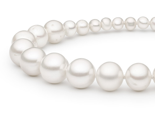 Bracelet with pearls: freshwater, white, round, 4-9 мм — rose gold 585